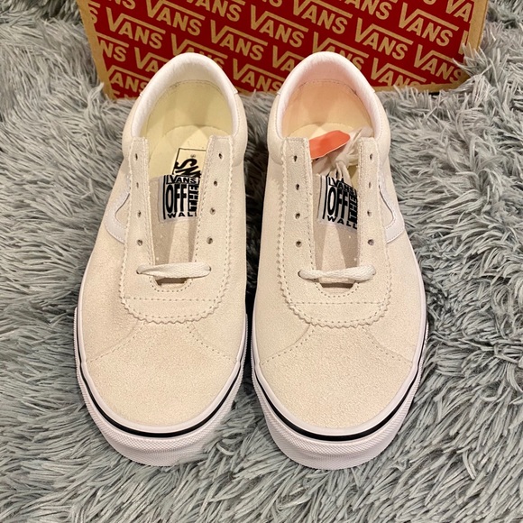 suede vans sport white